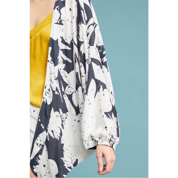 ANTHROPOLOGIE Akemi + Kin Posie Cocoon Kimono - Picture 4 of 10